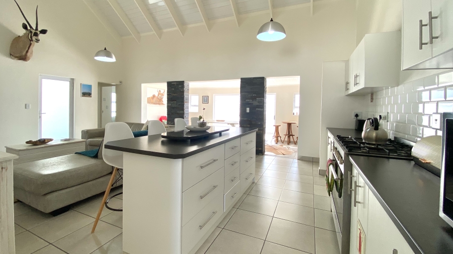 3 Bedroom Property for Sale in Dwarskersbos Western Cape